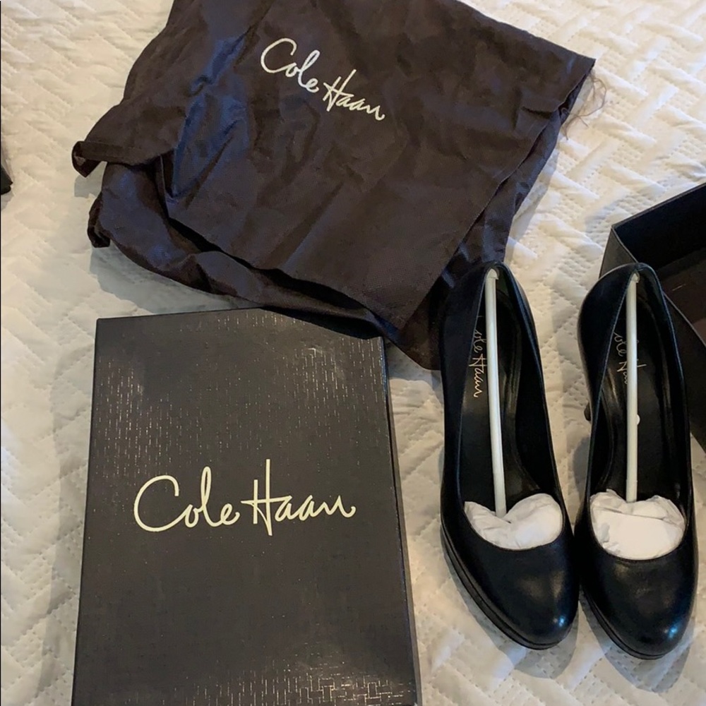 Cole Haan Black Pump